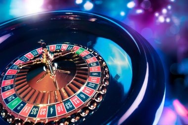 dora77 platform overview showing sportsbook, live dealer, and slots sections