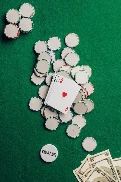 Live Lightning Baccarat table with multiplier overlay and real-time betting interface